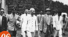 Foto Presiden Vietnam, Ho Chi Minh saat berkunjung ke Candi Borobudur di Magelang, Jawa Tengah 6 Maret 1959.